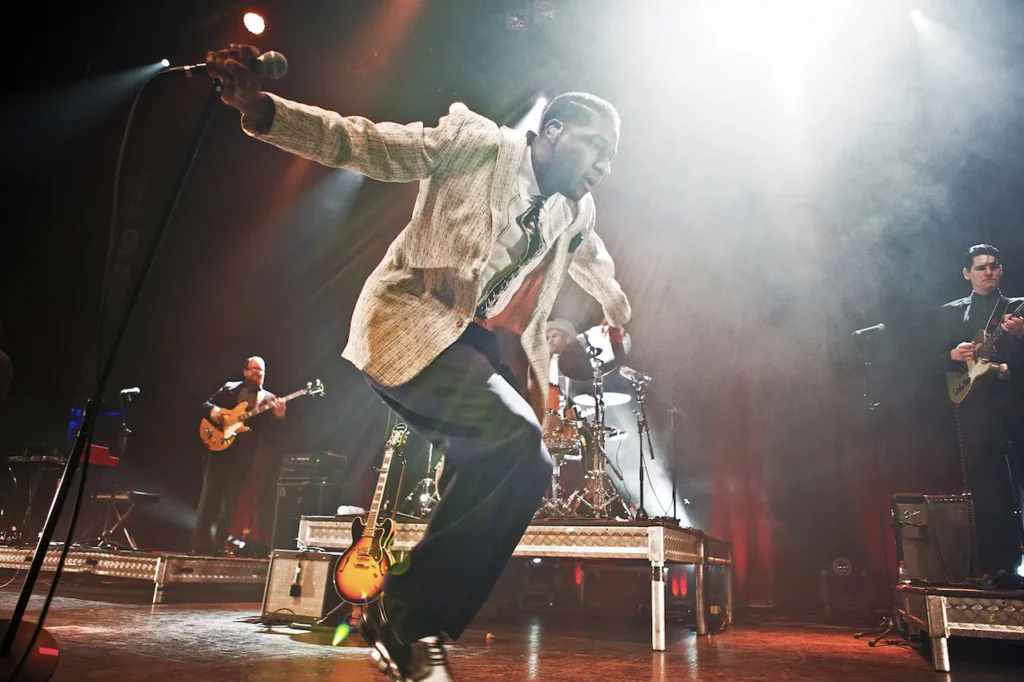 Leon Bridges tickets